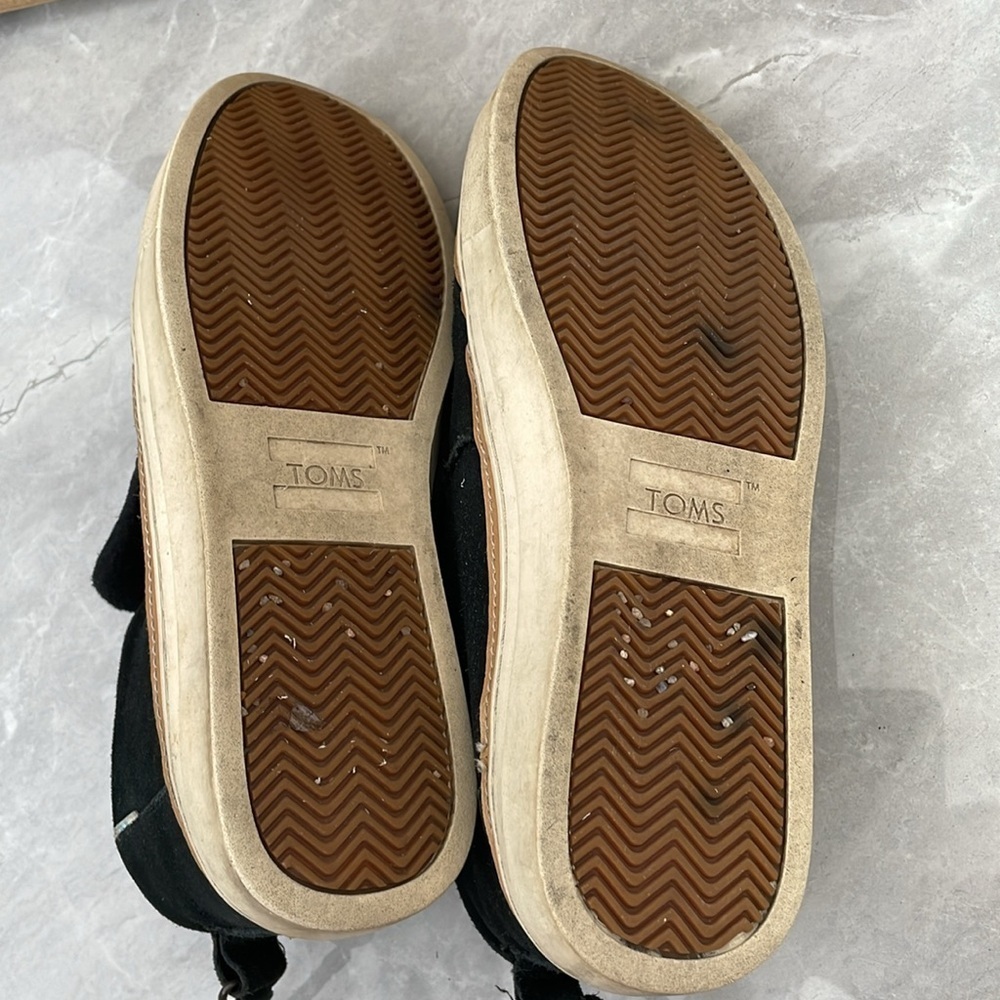 Women's TOMS Paxton Suede Slip On Shoe With Tassel Size 8 - Picture 11 of 12